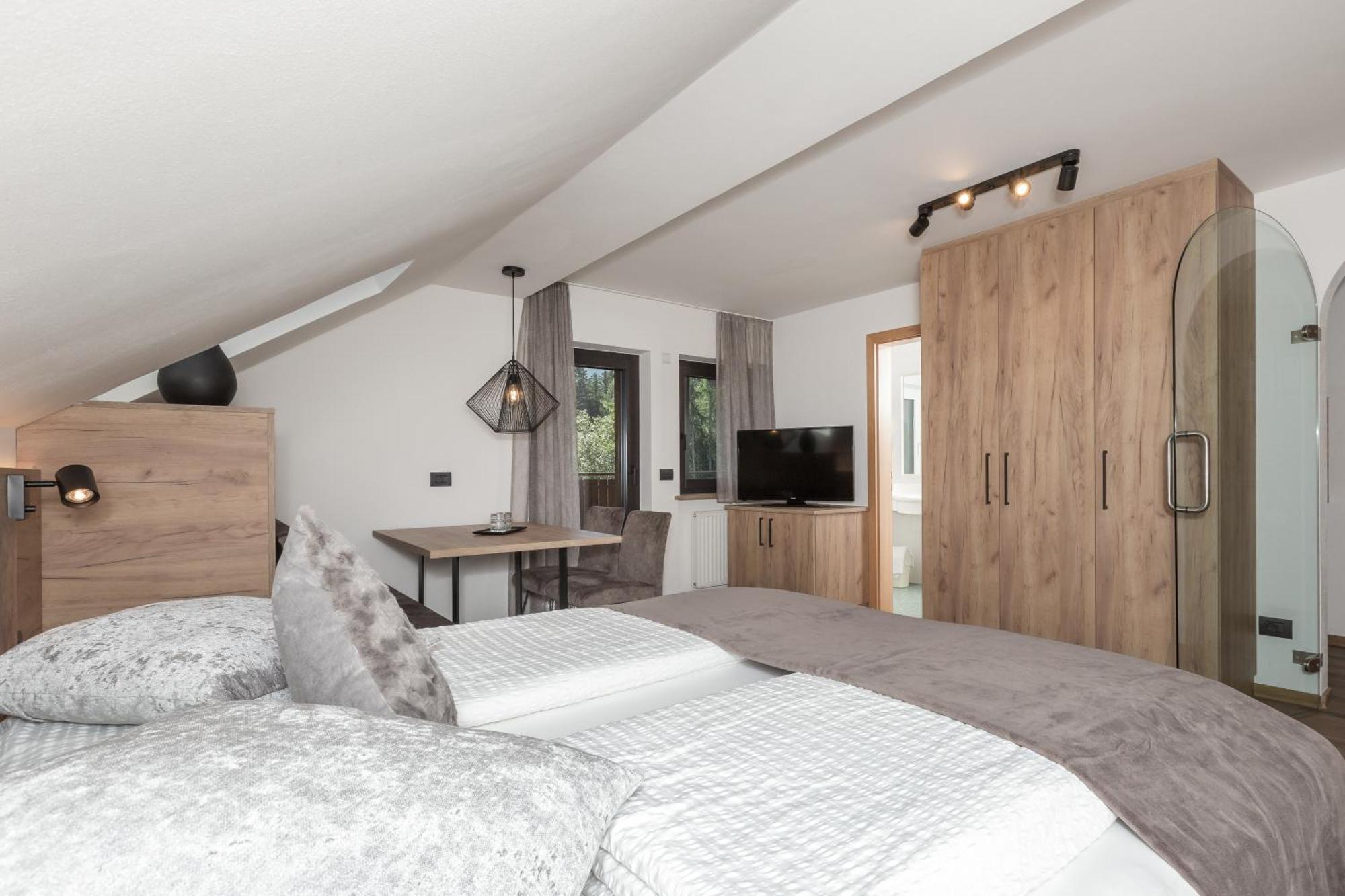 Family Aparthotel Winklwiese Olang Экстерьер фото